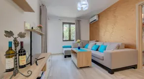 Apartment Medusa - Image 2