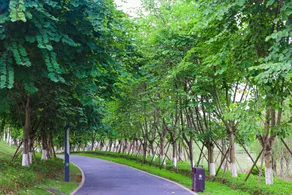 Interstate Honghu Hotel - Image 4