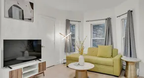 Entire renovated one-bedroom apartment - Image 2