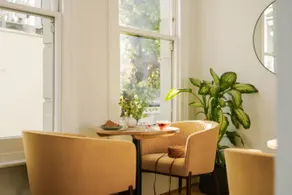 Kensington Gardens Hotel - Image 2