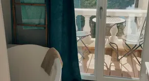 Ma villa au bord de l'eau - Image 5