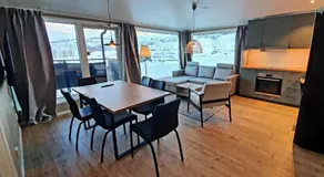 Arctic Lodge - Image 2