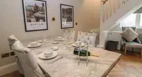 Netherdale House - Image 5