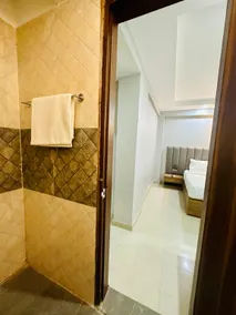 HOTEL DM 45- GURGAON CENTRAL - Image 4