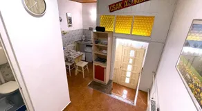Red Locomotive Apartment - Image 3
