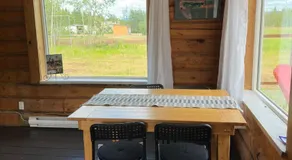 Dry Log Cabin with Mountain Views - Image 5