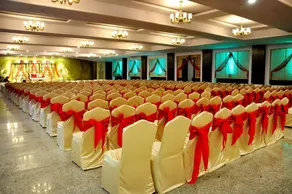The Revanta Hotel - Image 5