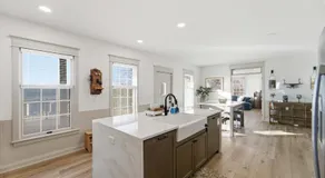 Spacious 5BR Retreat w Game Room Huge Drive & Private Setting - Image 4