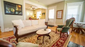 The Victorian Guesthouse Bed & Breakfast - Image 2