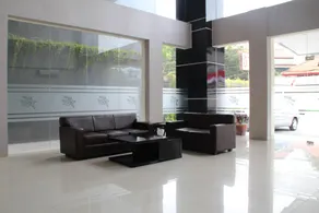Newstar Hotel Jakarta - Image 3