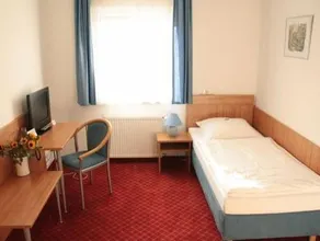 Hotel Schillerplatz - Image 5