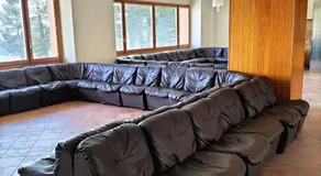 Nic snow house - Image 3