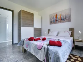 Villa in Pazin with Private Pool - Image 3
