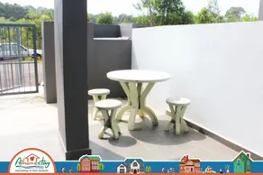 Pd Homestay Famille (near beach) - Image 4