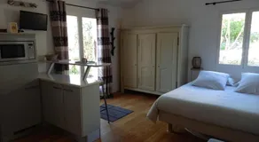 GITE AVEC SPA JACUZZI au cœur de Provence Côte d'Azur - Image 2