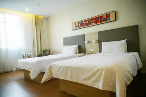 Hanting Hotel Pingdingshan Railway Station - Image 3