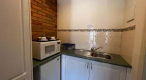 RiverPark Motel - Image 4