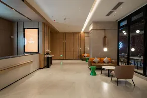 Hotel Chalet Shanghai - Image 3