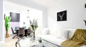 Large Family Duplex for 10 Guest with 2 private Parking - Image 2