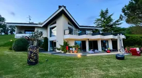 Superbe villa avec piscine intérieure, sauna, jacuzzi et salle de sport - Image 5