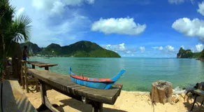 Voyagers Hostel - Image 2
