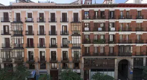 Aspasios Calle Mayor Apartments - Image 4
