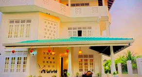 The Continental Hotel - Image 4