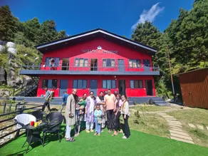 JustSTAY Paradise - Image 5