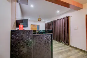 OYO Hotel All Season - Image 3