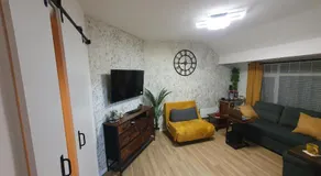 Luxury Smart 1-Bedroom Residence, Windsor,Slough, Sleeps 5, Garden, Parking - Image 2