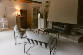 Essential Room - Image 2
