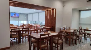 Dom Hotel - Image 2