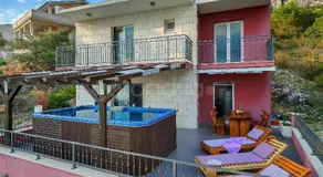 Holiday home Darius with Hot tub - Image 4