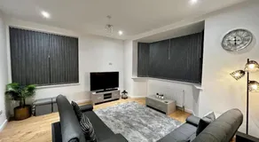 No1 Lux Apartment Nuneaton with Gated, Private Parking - Image 2