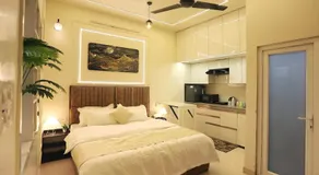 The Urban Nest Stylish Studio Near Airport & Metro - Image 4
