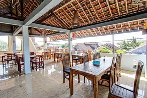 Capital O 92747 Ombak Cafe & Homestay - Image 2