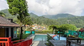 Villa Kayu Ciwidey - Image 4