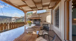 Myrtillo I Luxury Traditional House - Image 3