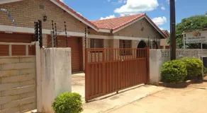 Hardrock Guest House - Image 4