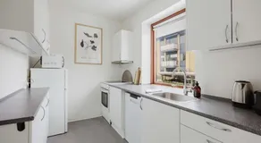 Expat Stay Stylish Long Term Flat - Image 3