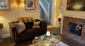 'Cosy Cottage' - 2 Bed High End Cottage in Bawtry - Image 2