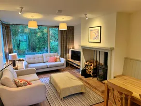 Finest Retreats - Ingleby Manor - Gun Room - Image 2