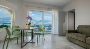 The window on the lake - Image 2