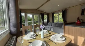 Sunningdale comfy suite - Image 3