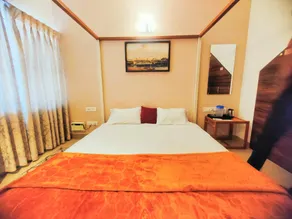 Spacious Ac room - Image 5