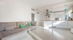 Magnificent apartment close to the beach - Image 3