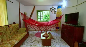 Casa à beira do rio Jaguareguava na Mata Atlântica em Bertioga SP - Image 2
