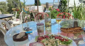 Bed & Diner Les Terrasses de La Palme - Image 5