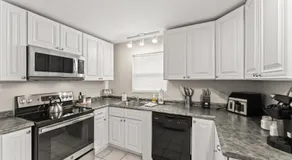 Stylish & Cozy 2br Home Great Location & Comfort - Image 5