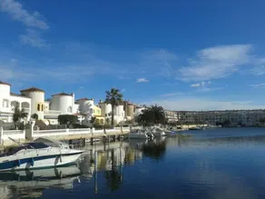 Apartment in Empuriabrava near Skydive Center - Image 4